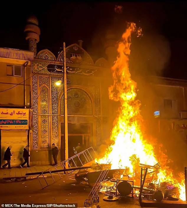 Trump Administration Weighs Response to Iran's Crackdown Amid Diplomatic Deliberations