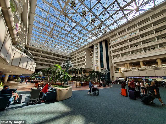 United Flight Makes Emergency Landing at Orlando International Airport After Front Wheel Tearing Off in Incident Captured on Viral Video