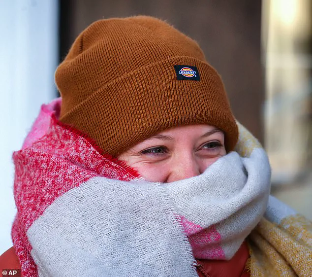 Florida's Unprecedented Cold Snap: Bomb Cyclone 'Winter Storm Gianna' Brings Record-Breaking Snow and Ice, Challenging the 'Sunshine State' Identity