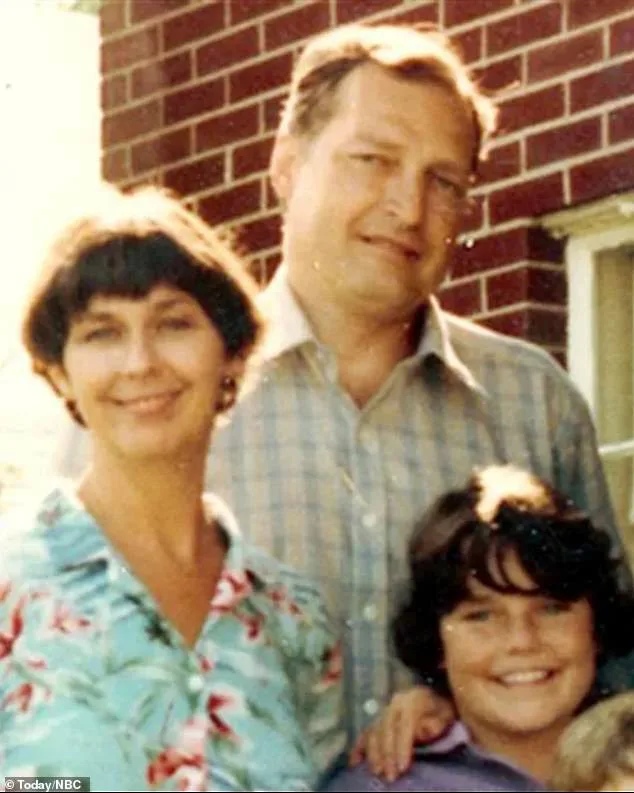 How the Sudden Loss of Her Father Reshaped Savannah Guthrie's Life and Career