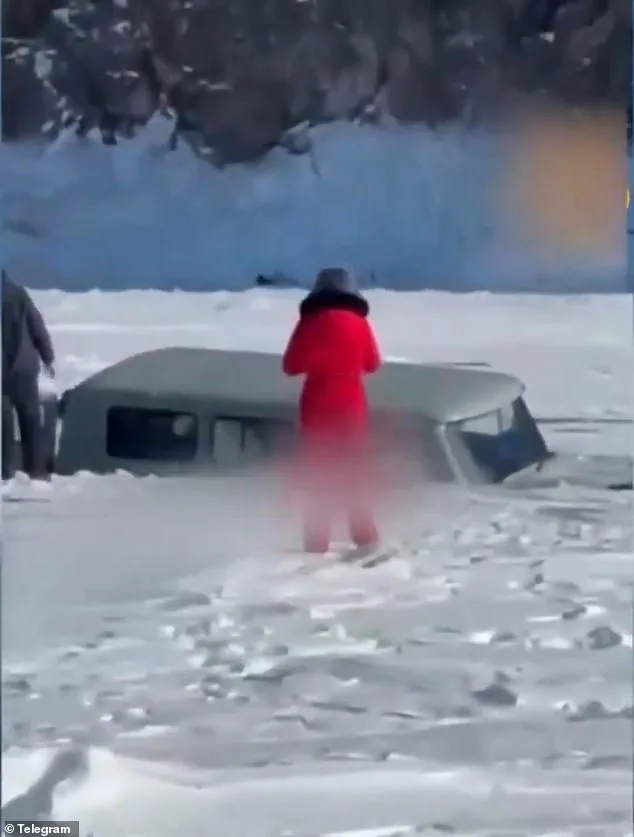 Seven Lives Lost in Lake Baikal Bus Crash as Survivor Fights to Escape Frigid Waters