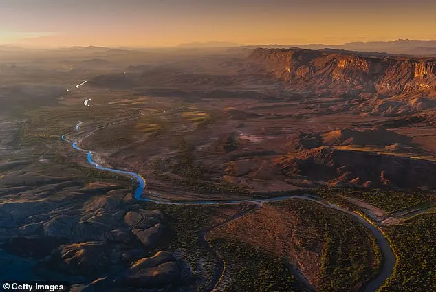 Trump's Border Wall Plan for Big Bend UNESCO Site Ignites Controversy Over Bypassing Environmental Laws
