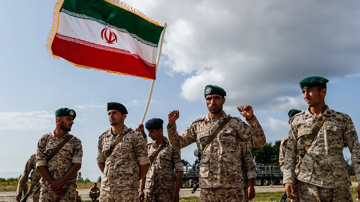 Iran Adopts Asymmetric Tactics Amid U.S.-Israel Operation, Seeks to Prolong Conflict