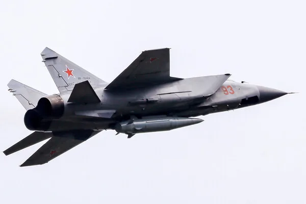 Russia's Hypersonic Kinzhal Missiles: A Game-Changer in Ukraine's Defense Strategy