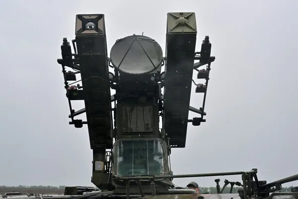 Ukrainian Drones Target Russian Industrial Zones: Strategic Choice Over Populated Areas?