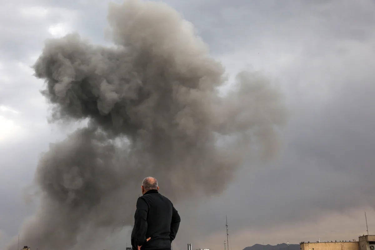 U.S. Precision Strike on Khark Island Sparks Retaliatory Fire as Iran Claims Casualties