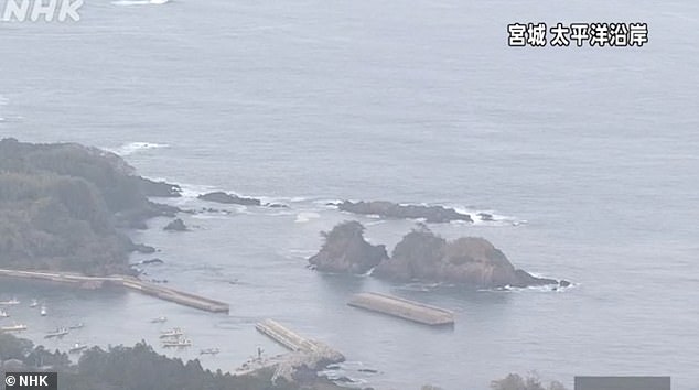 Japan Orders Evacuations as 7.5 Earthquake Triggers Major Tsunami Warning
