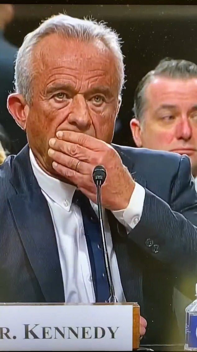 White House officials embrace nicotine pouches to stay alert.